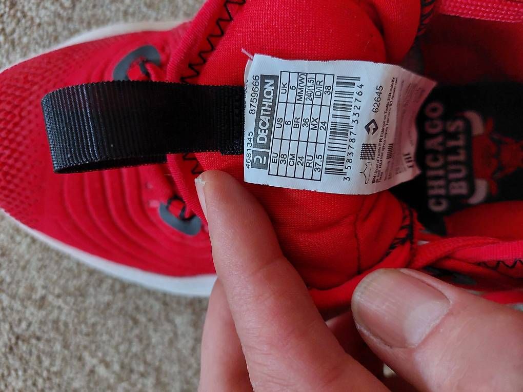 Scarpe da uomo: Basketball Schuhe EU Grösse 38 – Usato da Fehraltorf venduto da lameduckalex 3
