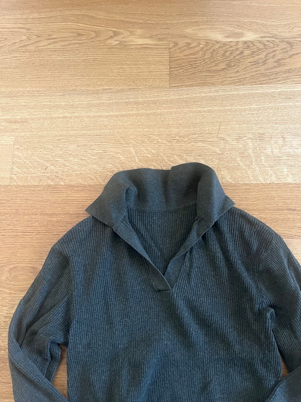 Uniqlo Maglioni & Felpe: Schöner Pullover von Uniqlo Gr. XS – Usato da Kehrsatz venduto da maus2405 1