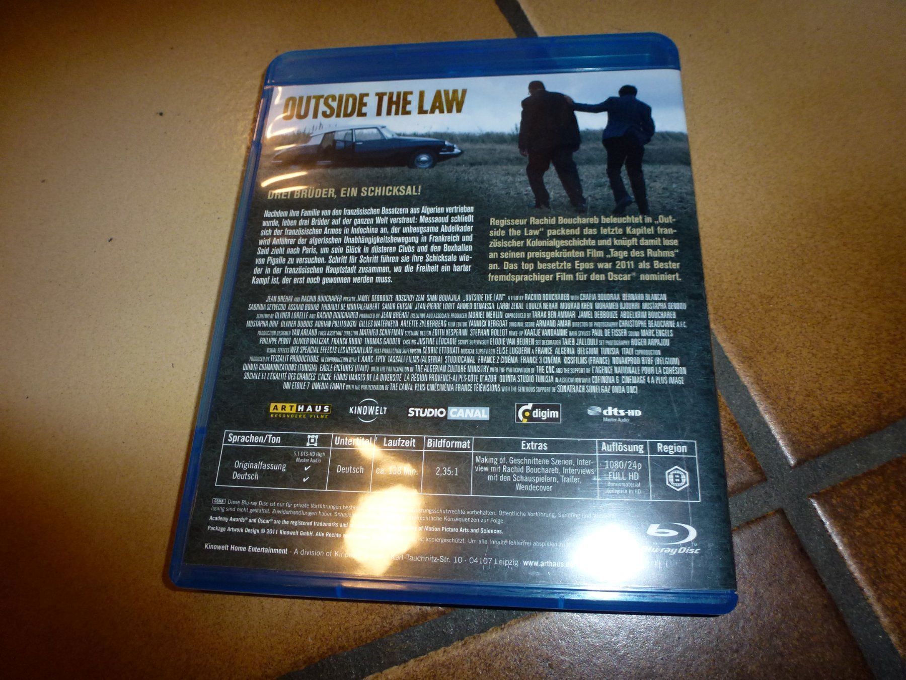 Tutti i DVDs: Outside the Law BLU-RAY – Usato da Olten venduto da Disc-Verkauf 2