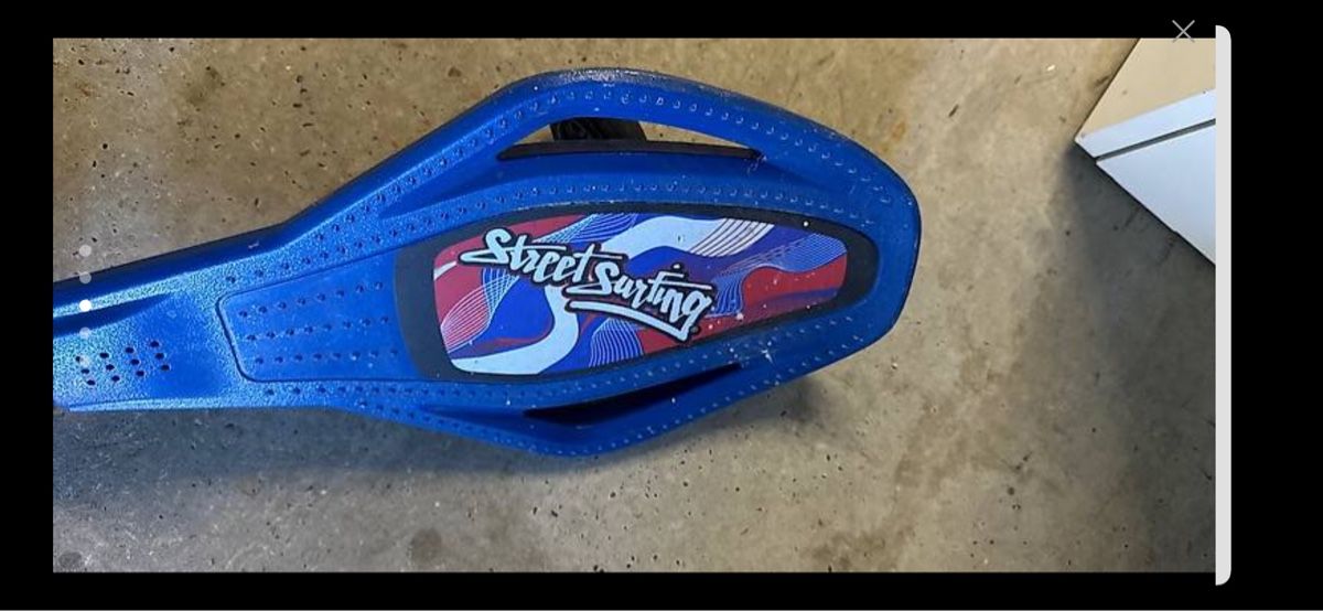 Skateboards: Blue Waveboard – Usato da Wittenwil venduto da lia_7fpb 2