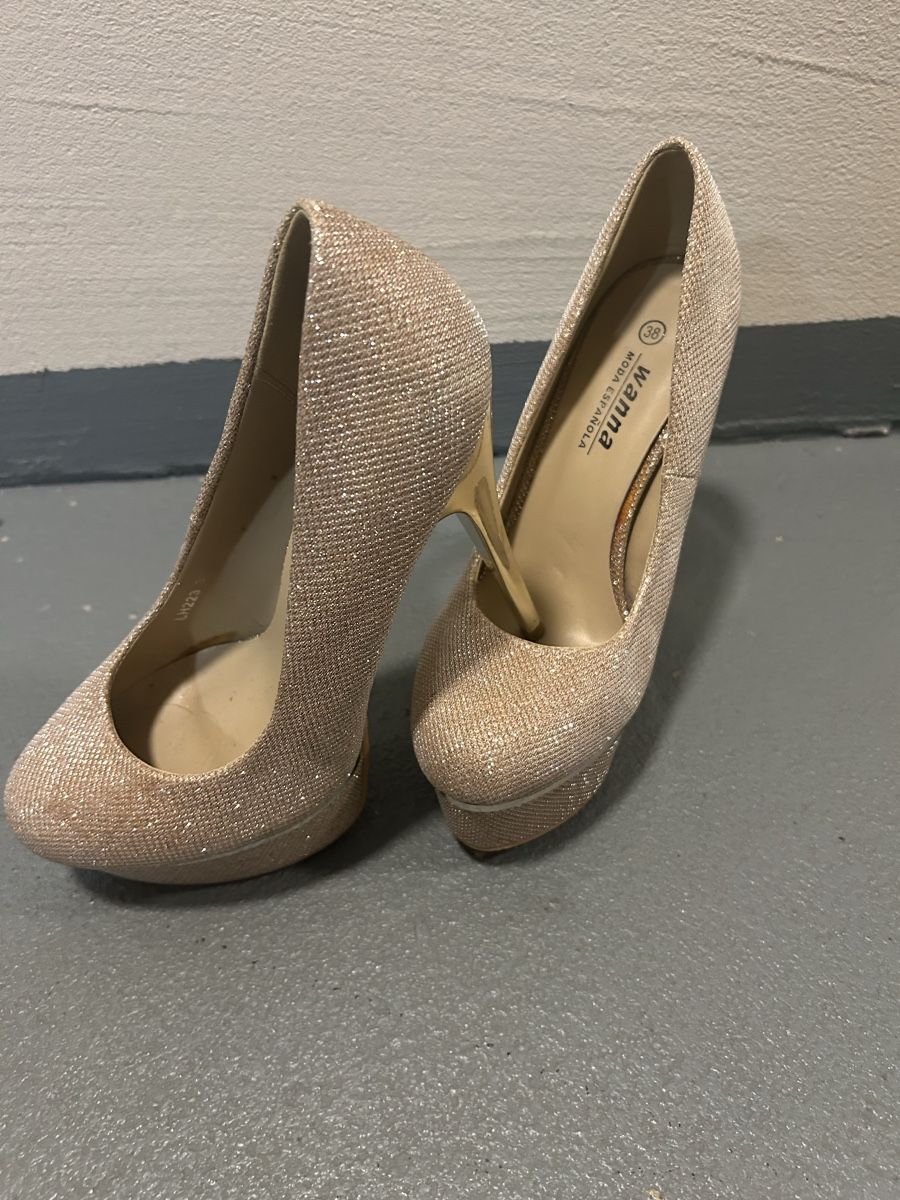 Damenschuhe: Gr. 38 – Neu (gemäss Beschreibung) aus Wynau von eclub