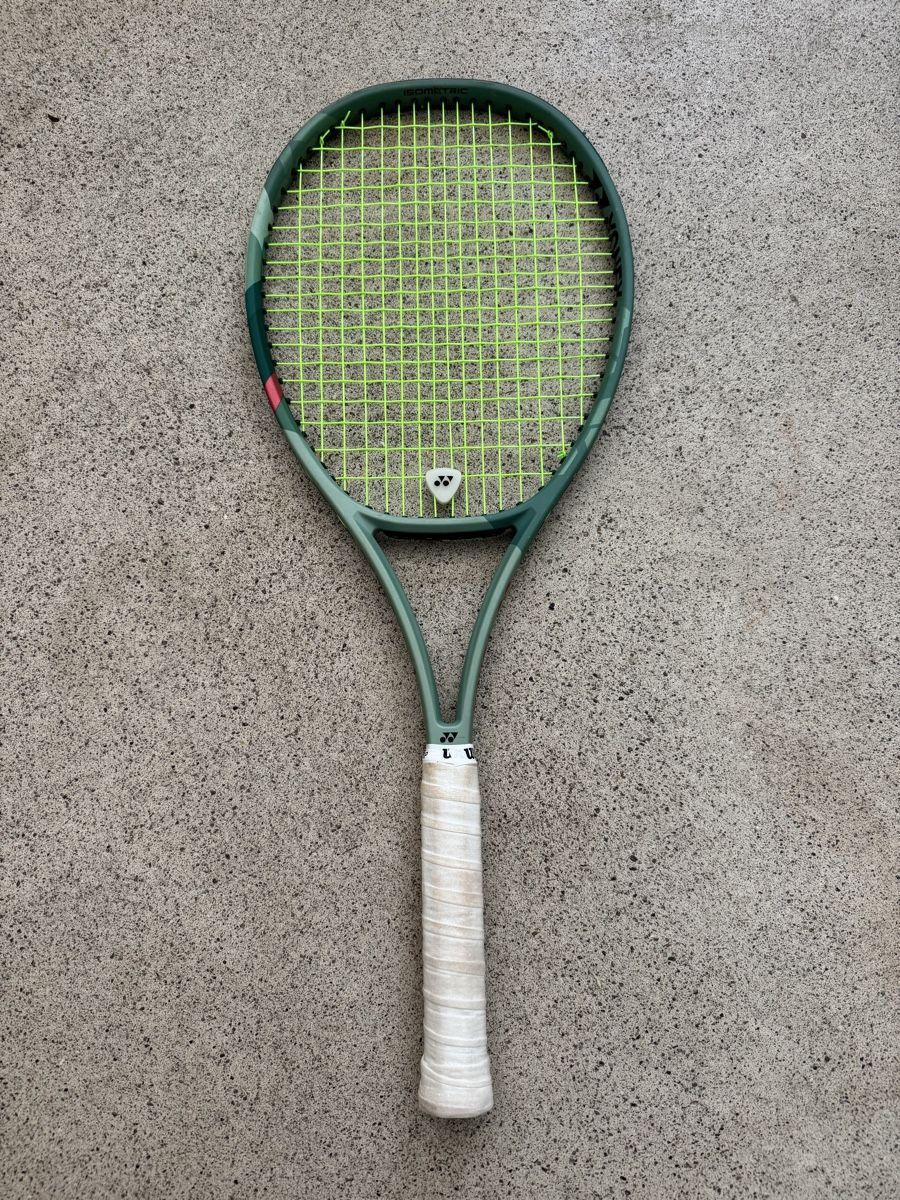 Yonex Schläger: Tennis Schläger Yonex Percept 100  – Gebraucht aus Happerswil von ruubie01