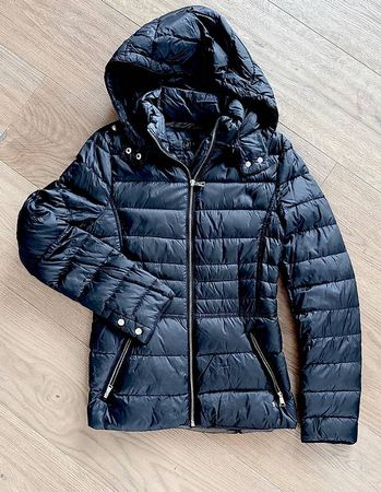 Massimo Dutti Schwarz, Gr S. 