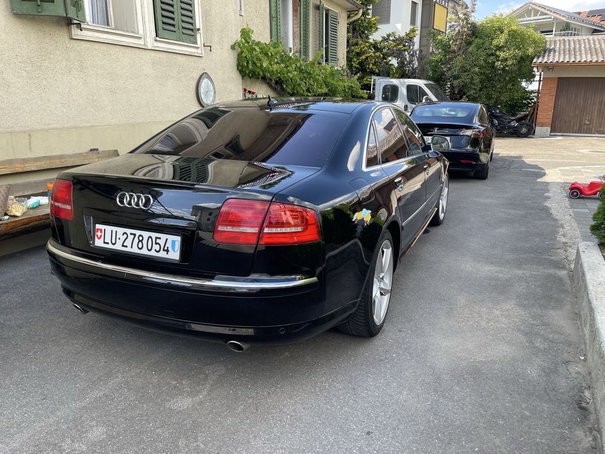 Automobili: Audi A8 4.2TDI Facelift Frisch ab MFK – Usato da Grosswangen venduto da ASH1995 4