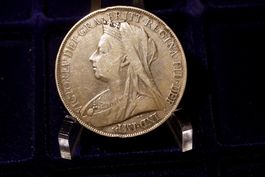 Silbermünze Crown 1900