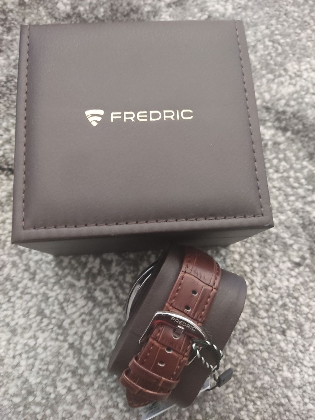 Orologi: MONTRE FREDRIC AUTOMATIQUE NEUF – Nuovo e nell'imballaggio originale da Les Acacias venduto da Capwel78 2