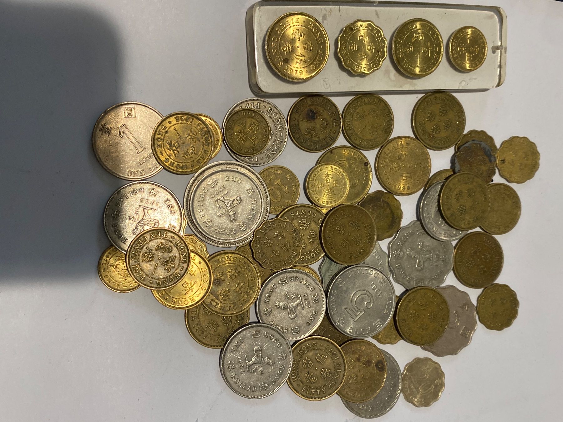 Tutti le monete: Hongkong Münzen – Usato da Hittnau venduto da Pat_yl7f 2