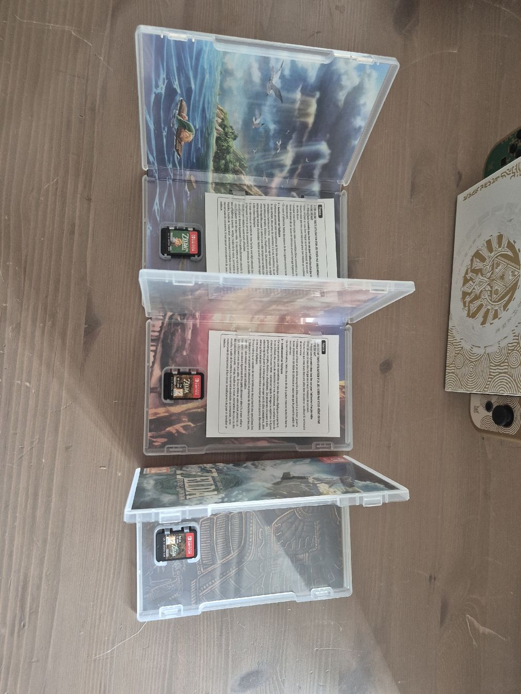 Nintendo Console: Nintendo switch spécial édition Zelda+3jeux – Nuovo (secondo la descrizione) da Sonvilier venduto da tri_r56c 3