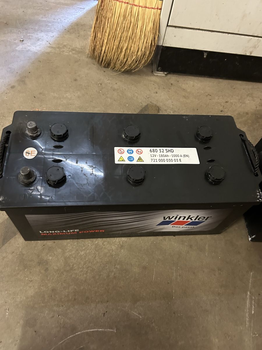 Akkus & Batterien: Batterie – Gebraucht aus Gampelen von ste_r6hj 2