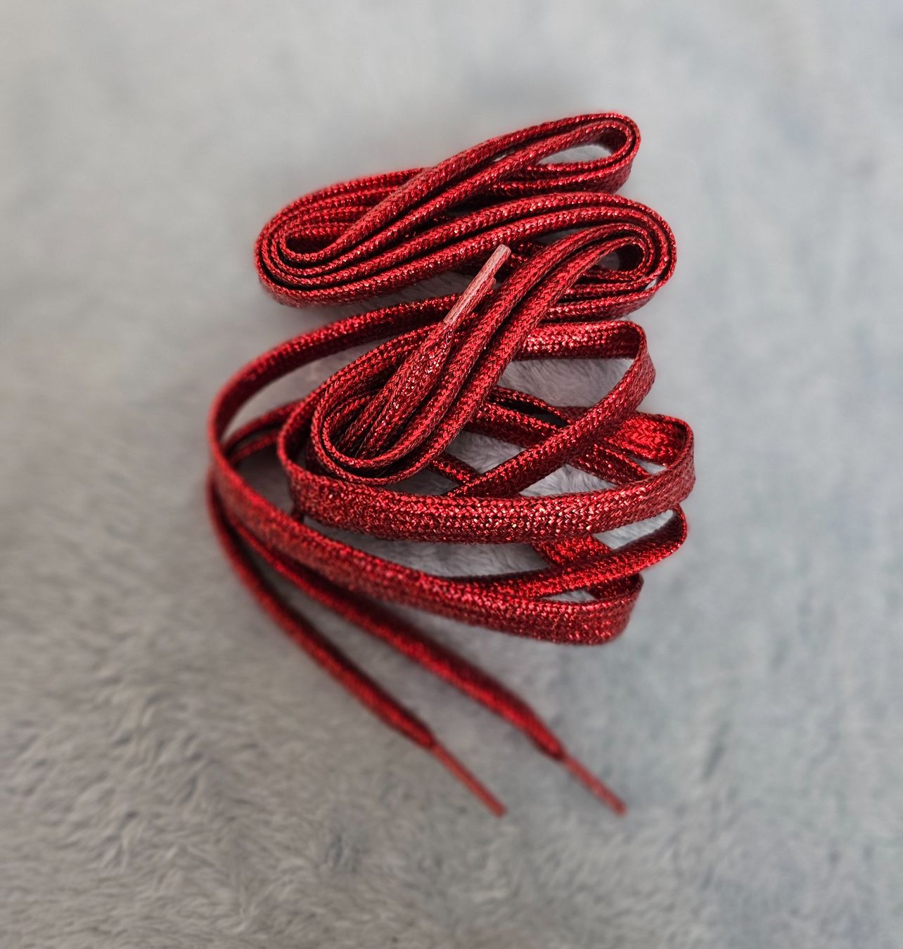 Dekobänder: Neu! Glitzer Metallic Schuhbändel 110cm – Neu und originalverpackt aus Füllinsdorf von Sunnebliemli7