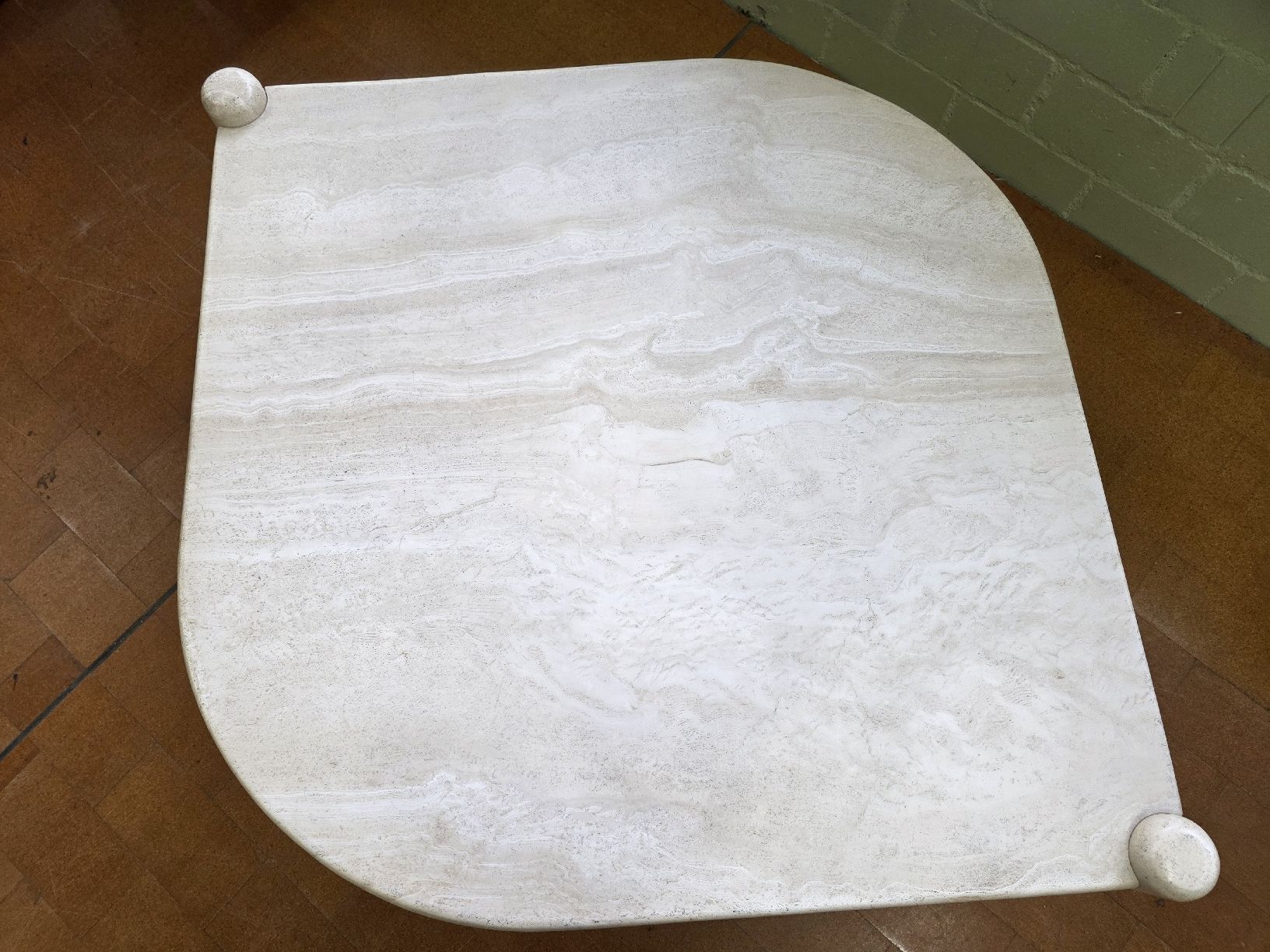 Tavoli: Designer Vintage Couchtisch aus Travertin – Usato da Lichtensteig venduto da Polsterwerk 3