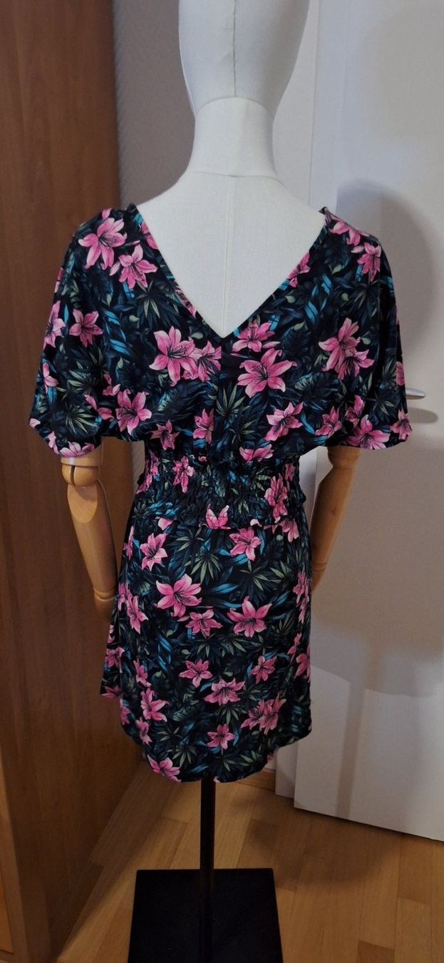 Tezenis Vestiti: robe d'été – Nuovo e nell'imballaggio originale da Lussery-Villars venduto da pousinete02 1