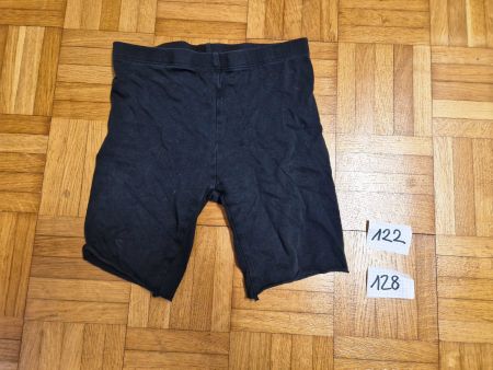Kurze Hose 122