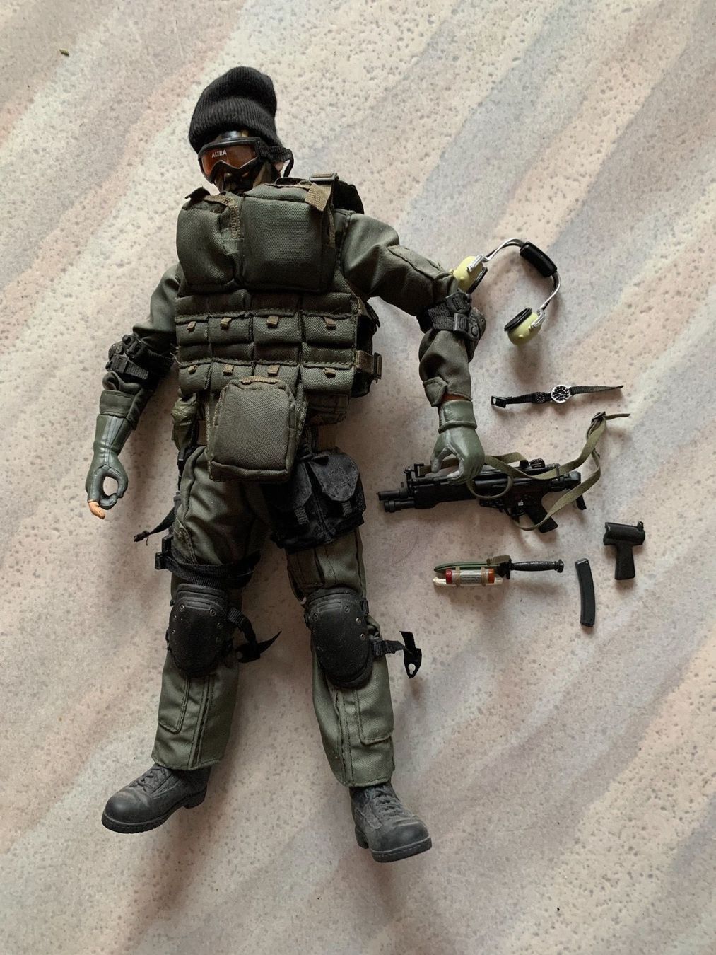 Giocattoli: ELITE FORCE - Figurine Recon Marine Force – Usato da Vernayaz venduto da Darkfrost 1
