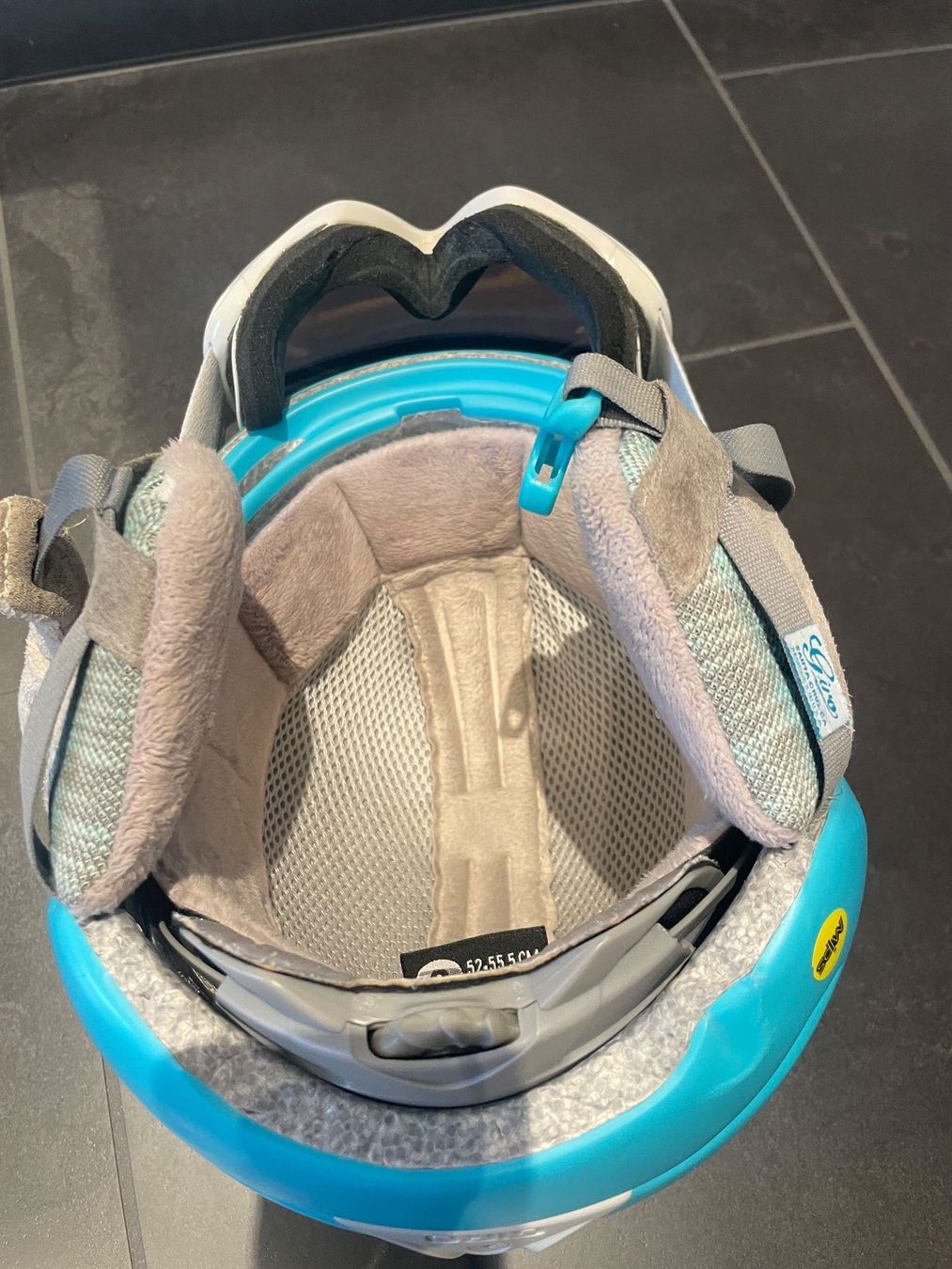 Giro Helme: Ski Helm mit Brille – Gebraucht aus Siebnen von lupaz 1