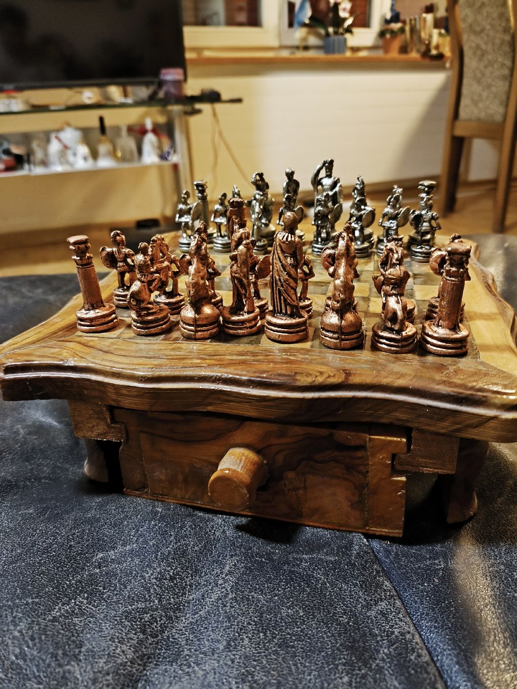 Giochi: Schach aus Edelholz ,Metallfiguren – Usato da Gipf-Oberfrick venduto da hituliina 5
