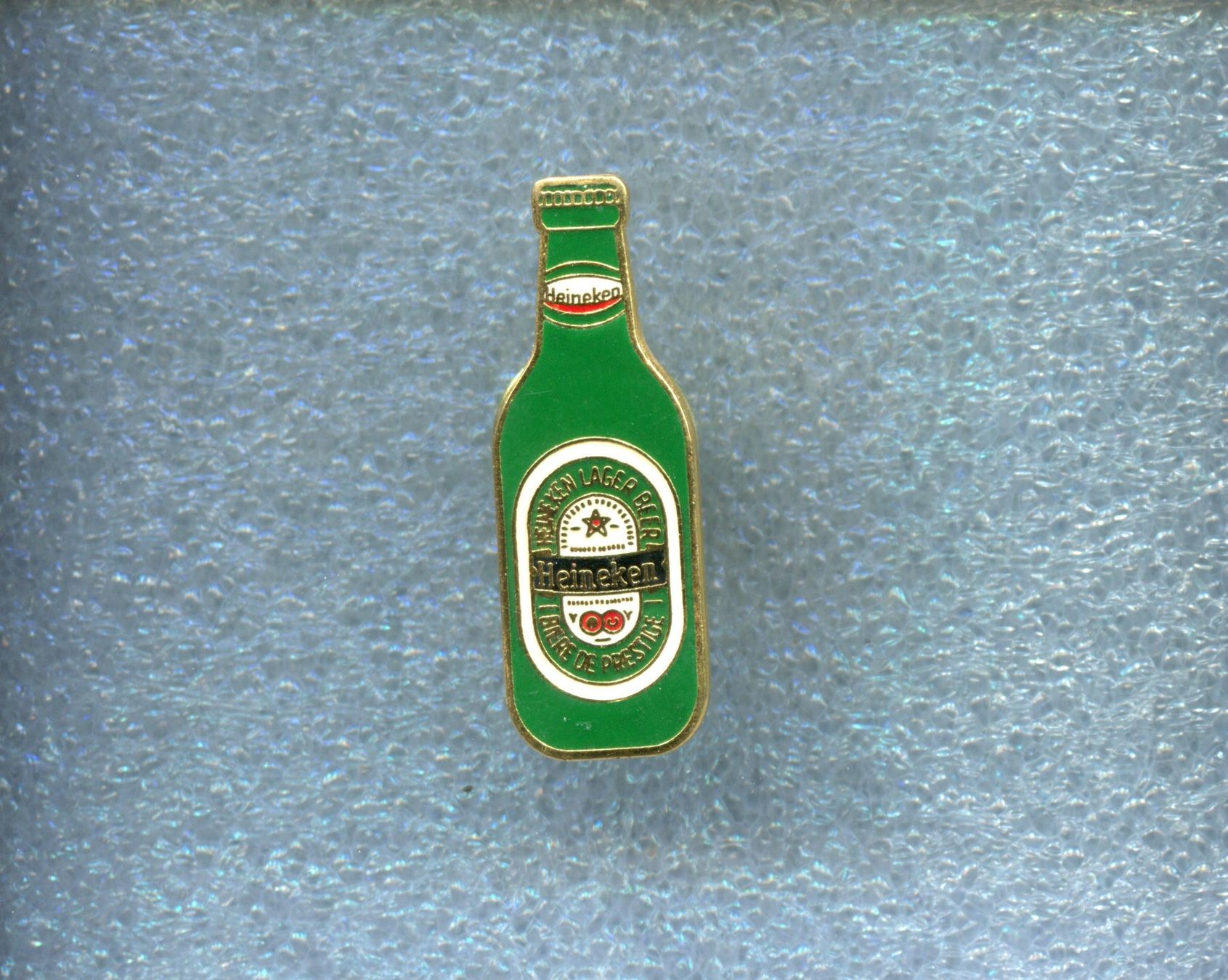 Heineken Placchette & Badge: Heineken Bier – Usato da Winterthur venduto da Sammleroase