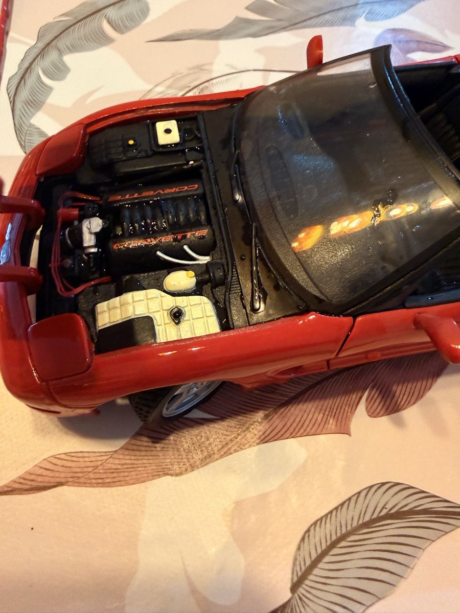 Chevrolet Modellini d'auto: Corvette 1998 1/18 Spielzeug  – Usato da Frauenfeld venduto da Silva1405 3