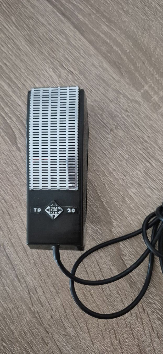 Microfoni: Telefunken Mikrofon – Usato da Lyss venduto da Delta-1 2
