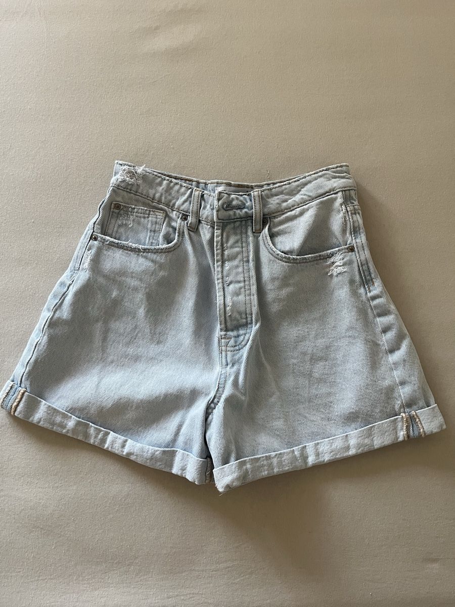 Stradivarius Jeans: Jeans Shorts XS – Usato da Weinfelden venduto da nono2
