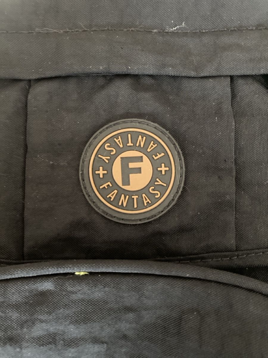 Rucksäcke: Schwarzer Fantasy Rucksack mit vielen Fächern – Gebraucht aus Läufelfingen von Alles_Garantie 2