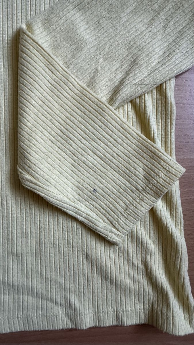 Lotti di vestiti: Rollkragenpullover in Pink und Gelb, Grösse S/M – Usato da Romanshorn venduto da Butterdog 5