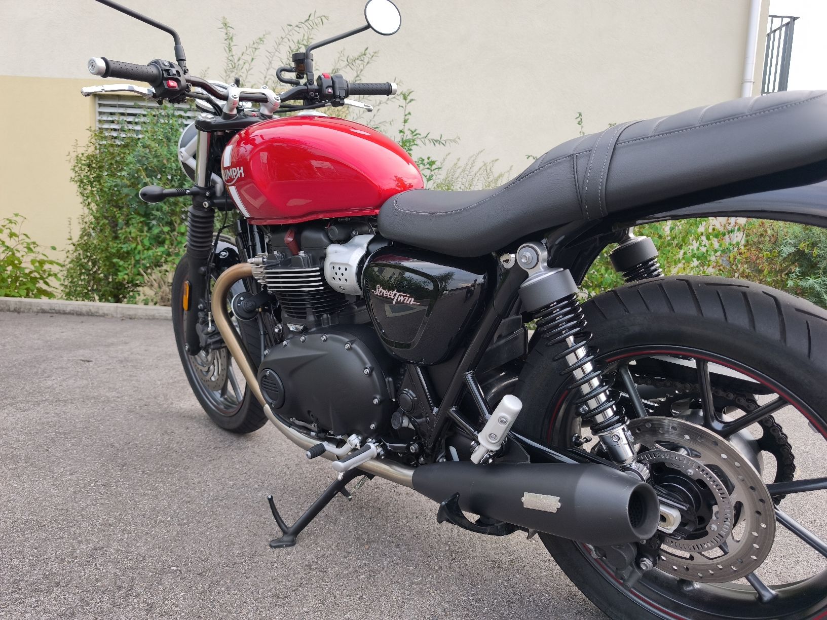 Triumph Strasse: Triumph Street Twin 900 – Gebraucht aus Waltenschwil von pat_mck8 2