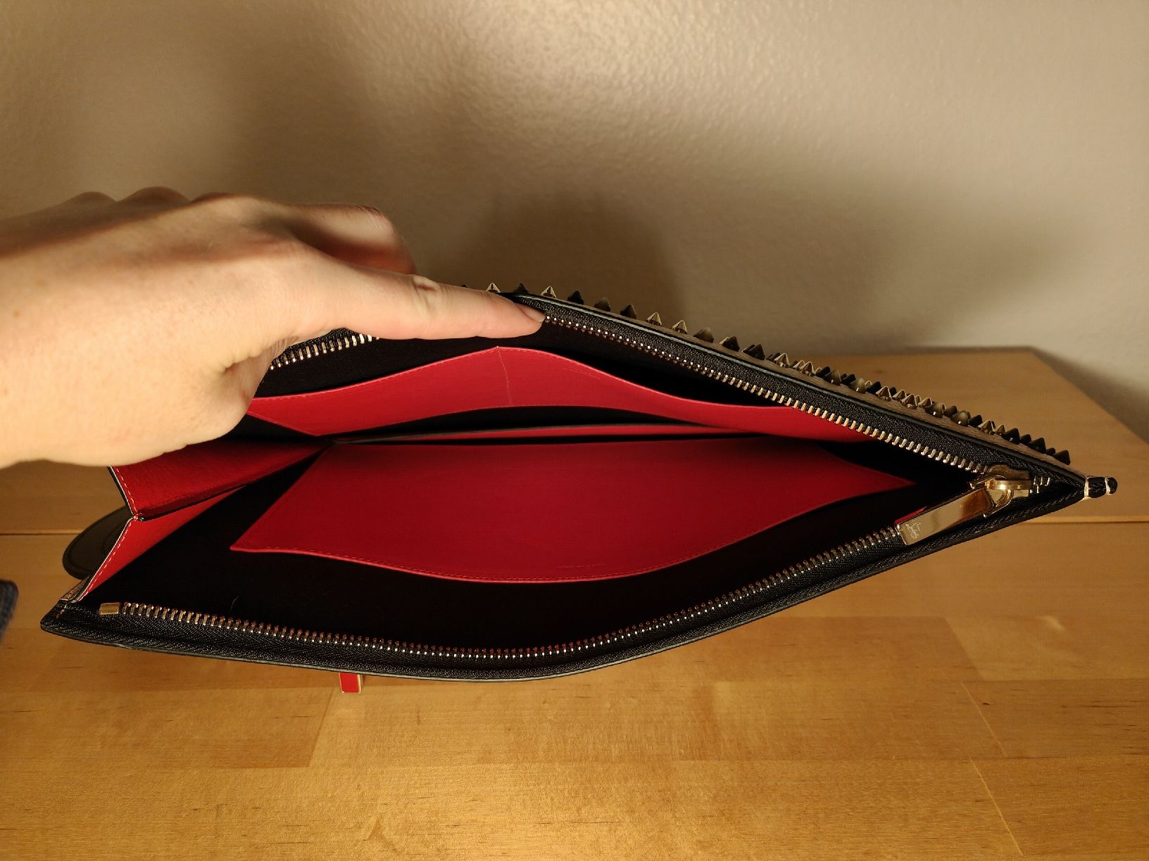 Christian Louboutin Borse: Tasche von Christian Louboutin – Usato da Einsiedeln venduto da RaphaelSimeon 4