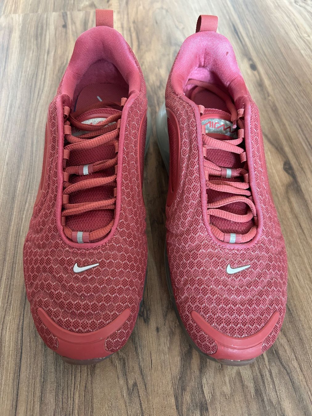 Nike Scarpe da donna: Nike Air Max 720 Damen Grösse 41 – Usato da Wila venduto da mic_xg2f 1