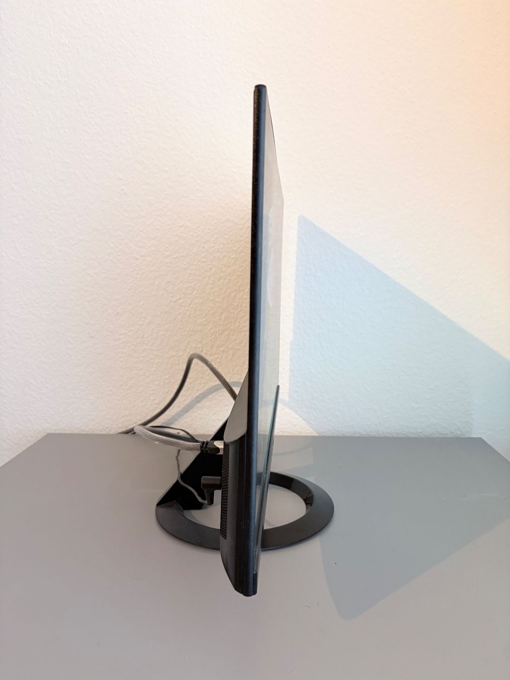 Monitor: LCD Bildschirm ASUS VZ249 24'' – Usato da Zürich venduto da gsclauzer 2