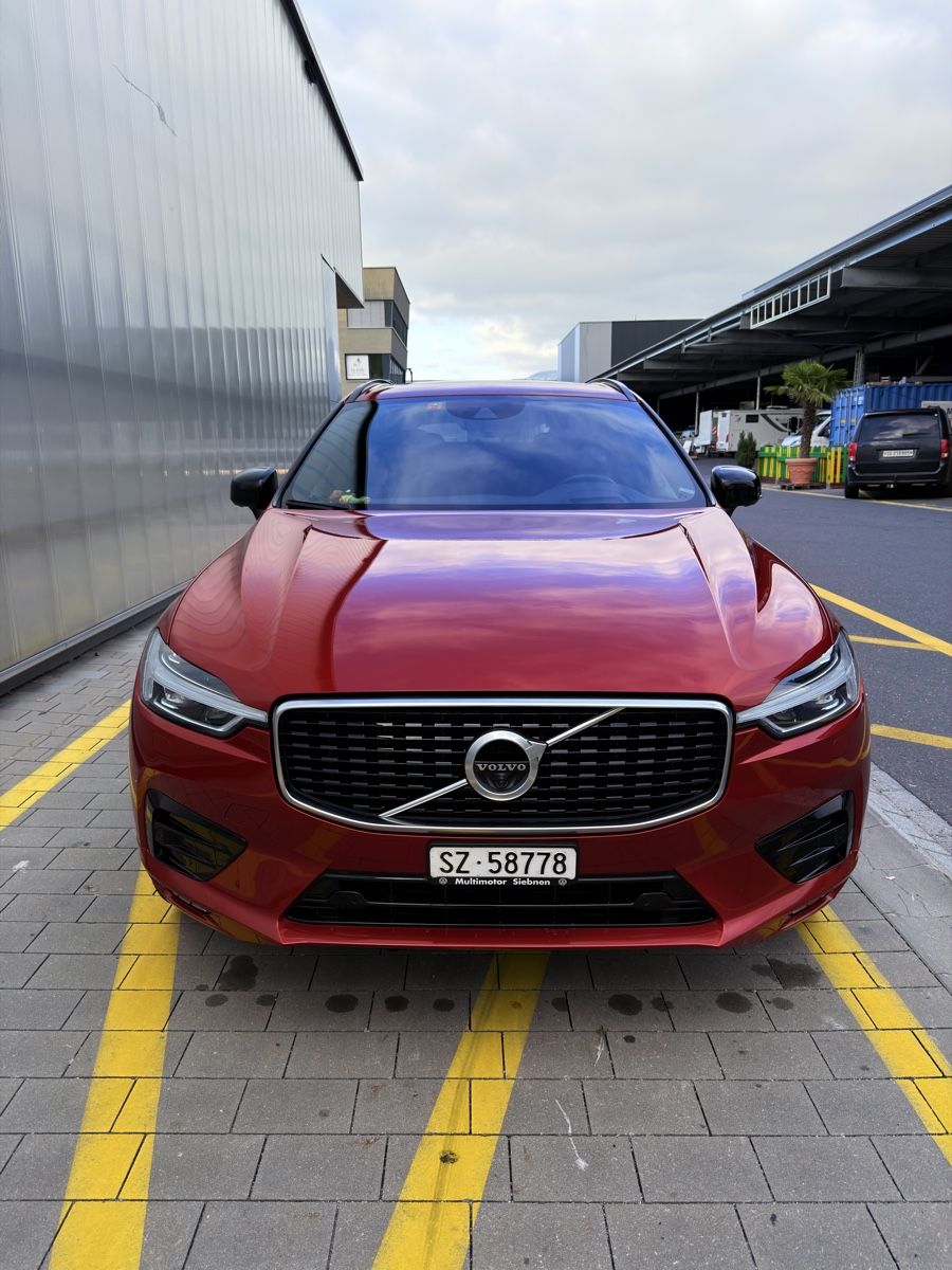 Volvo Automobili: Volvo XC60 B4 R-Design – Usato da Schübelbach venduto da R46R 4
