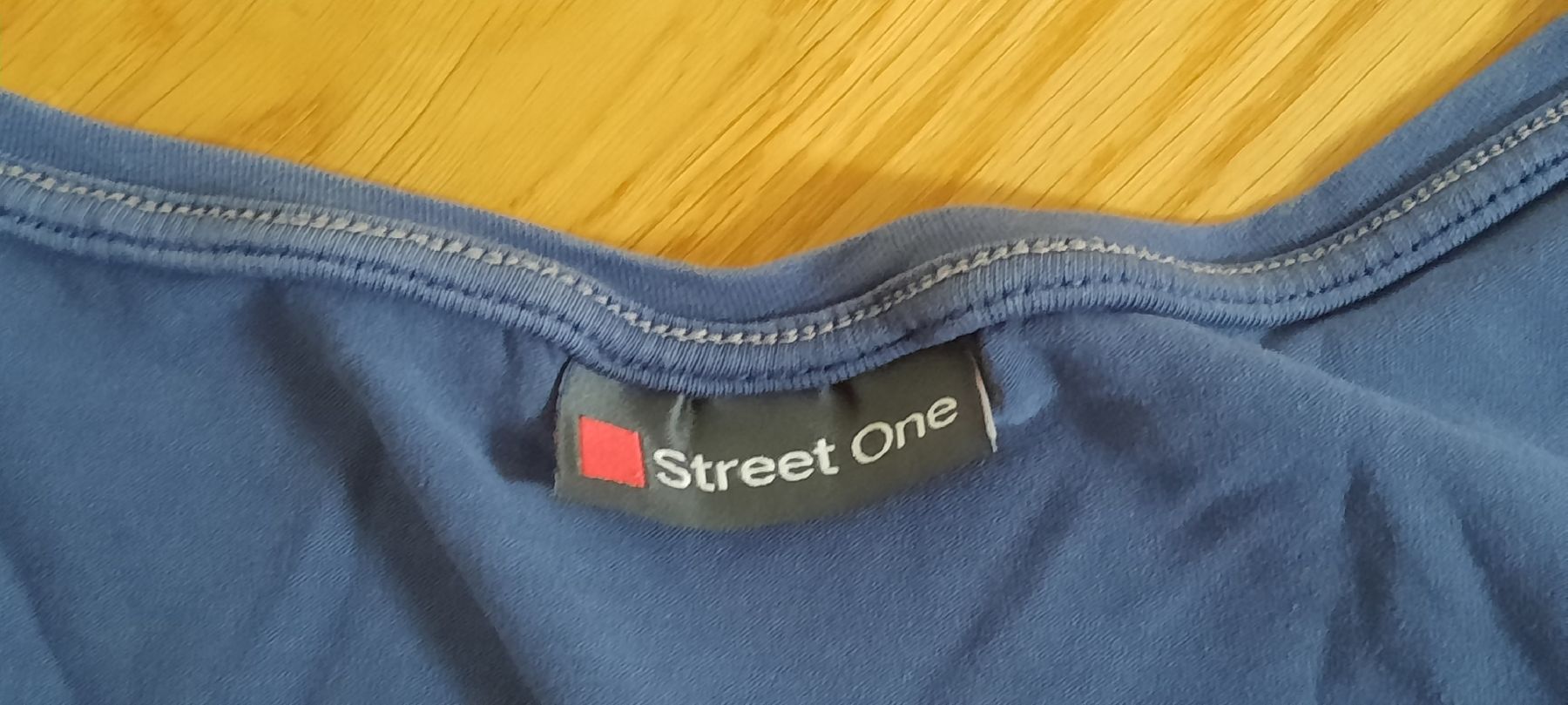 Top: ***STREET ONE*** Top blau Gr 44 – Usato da Wädenswil venduto da H2H_Secondhandshop 6