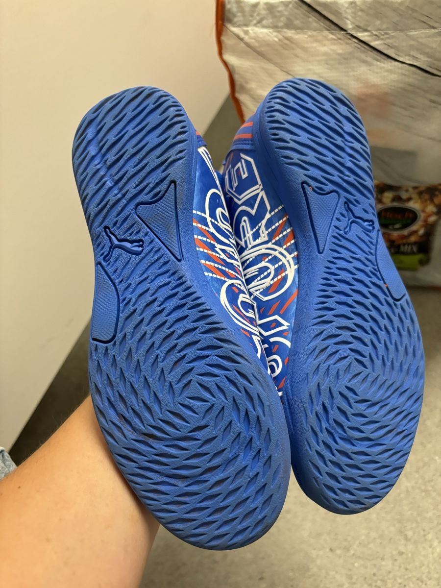 Schuhe für Jungen: Hallenturnschuhe 34 – Gebraucht aus Matten b. Interl von pimkie84 1