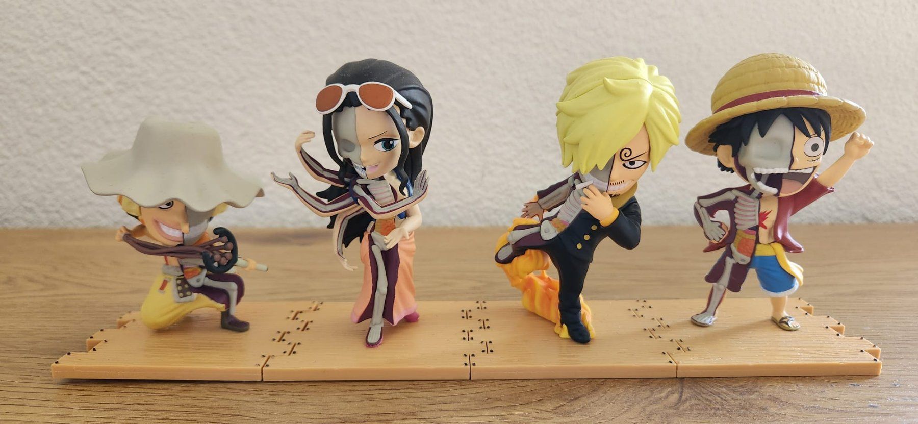 Fumetti: One Piece - équipage Straw Hat - Hidden Dissectibles – Nuovo (secondo la descrizione) da Moutier venduto da tom_9zxw