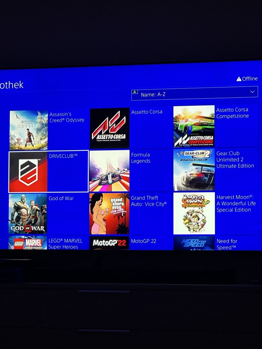 Sony Console: Sony PlayStation 4 Slim + Controller – Usato da Siggenthal Station venduto da DynamicLight 2