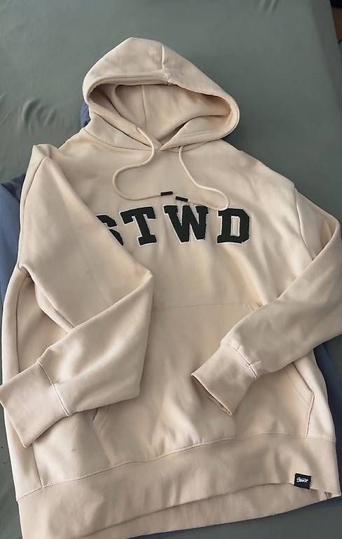 Maglioni & Felpe: PULL AND BEAR- HOODIE – Nuovo e nell'imballaggio originale da Basel venduto da SellbyD