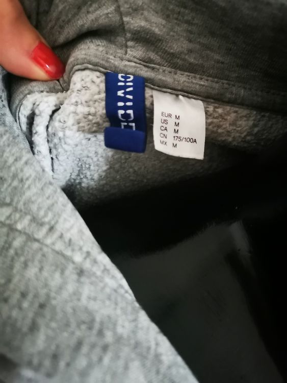 H&M Pulls & Sweat-shirts: H&M Kapuzenpullover Männer Hoodie Gr. M - ideal für Herbst ? – Neuf (Voir description) à Balsthal par Leila_Luna 1