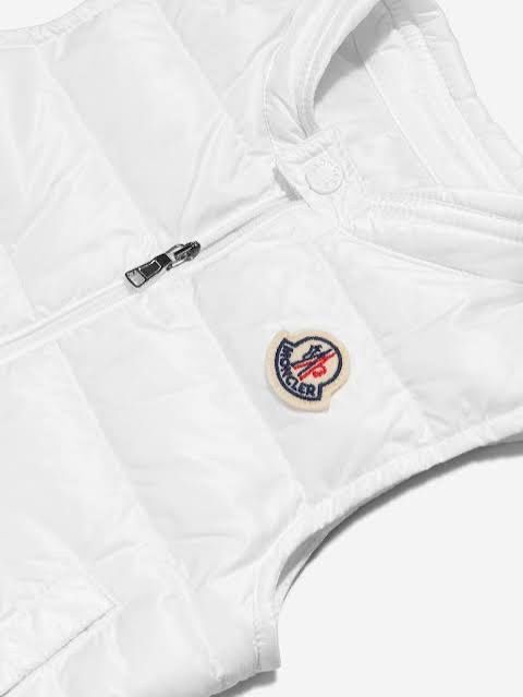 Altro abbigliamento per bambino: Moncler New Amaury gilet enfant 2 ans – Usato da Puidoux venduto da vendange 1