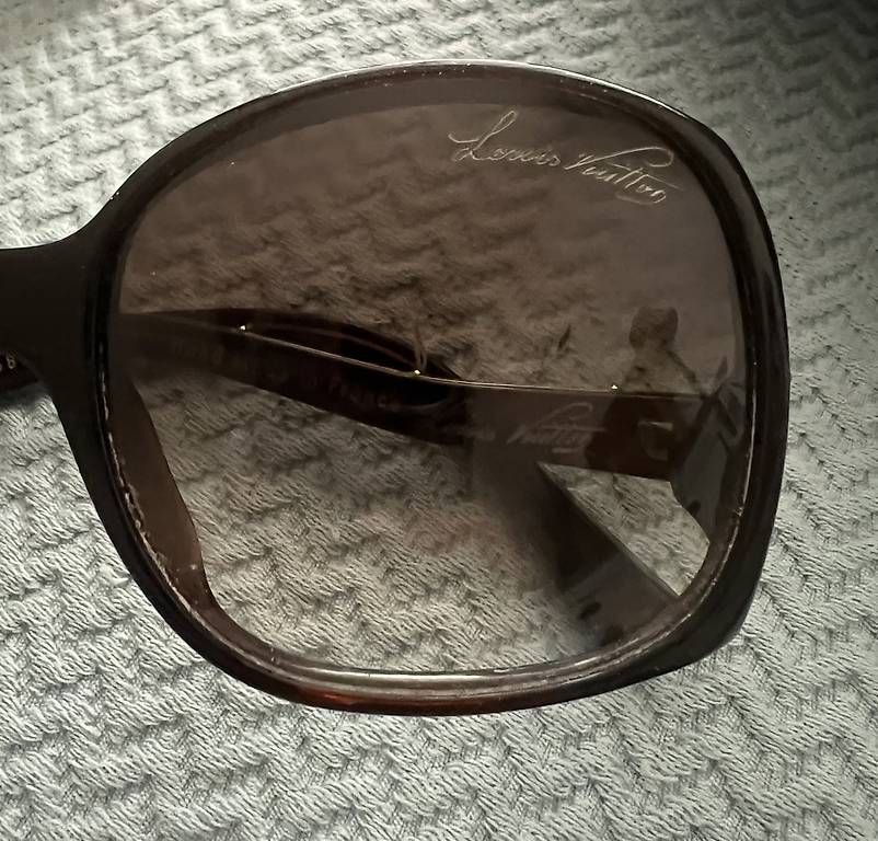 Louis Vuitton Occhiali & Lenti: Sonnenbrille Louis Vuitton – Usato da Luzern venduto da Swiss78 2