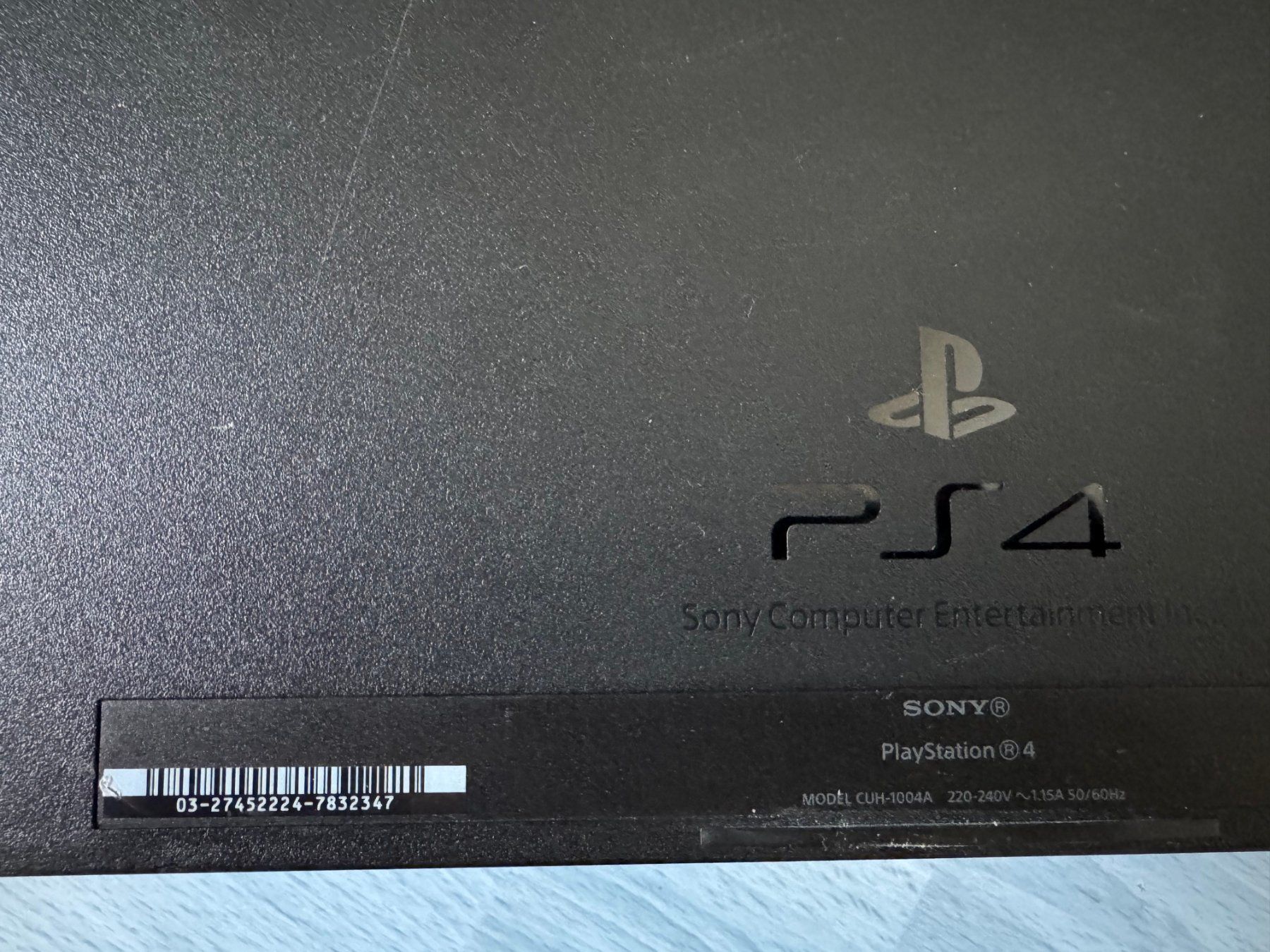 Sony Console: Playstation 4 mit Kontroller inkl. 10 Games – Usato da Büttikon AG venduto da gluschtig 3