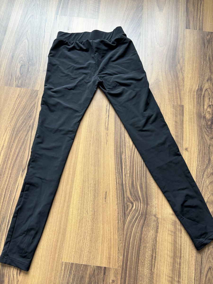 Leggings: Sporthose Urban Classic Gr. S – Usato da Büsserach venduto da Zimtstaernli19 1
