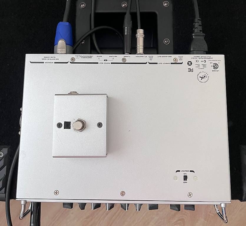 Amplificatori: Bassverstärker mit Box – Usato da Rüti ZH venduto da taebimoht 4