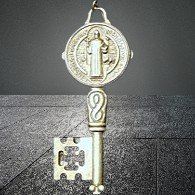 🌟 Unikat Handmade: Lederhalskette mit Schlüssel-Anhänger 🔑