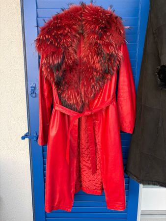 Echt-Leder Mantel rot mit Fuchskragen