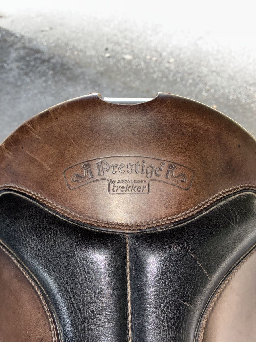 Selles, accessoires: Prestige Trekking Sattel – D'occasion à Leimiswil par mel_w9my 2