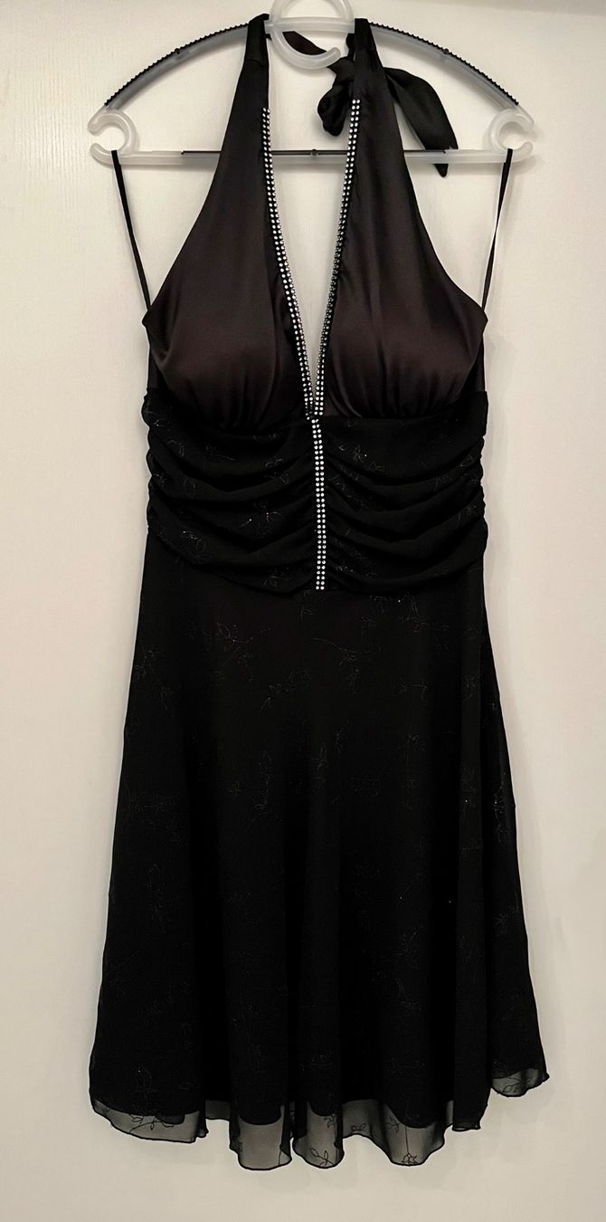 Kleider: Abendkleid/ Festkleid mit Strasssteinen und Glitzer – Neu (gemäss Beschreibung) aus Meilen von mogli_luna