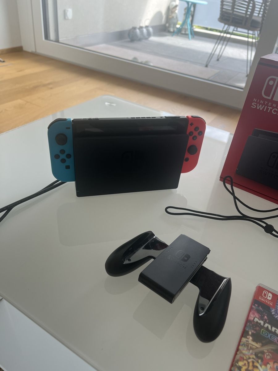 Nintendo Consoles: Nintendo Switch  – Neuf (Voir description) à Buochs par Cholena1 1