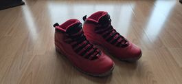 AIR JORDAN 10 RETRO 30TH*GYMRED/GREY*GR. 44.5*HERREN
