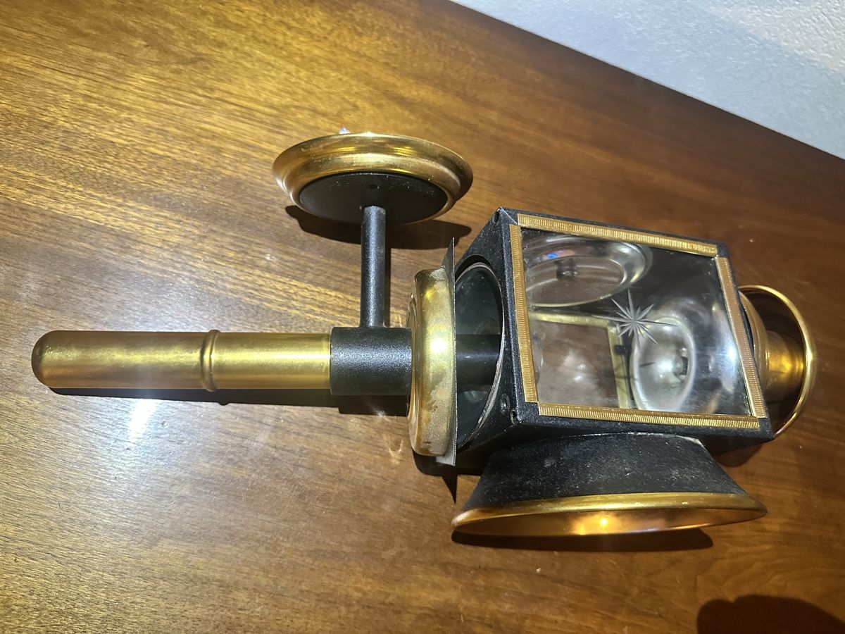 Lampade: Lampe murale ancienne laiton et verre – Usato da St-Maurice venduto da Gigione01 1
