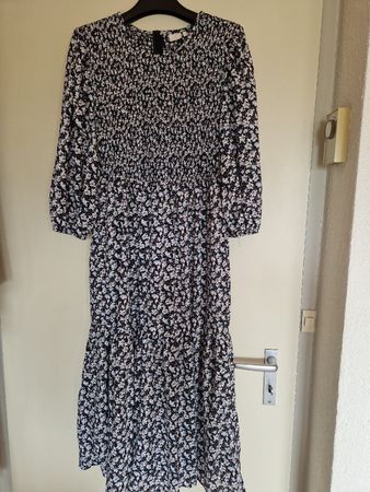 Robe mi-longue fleurie Nümph manches 3/4